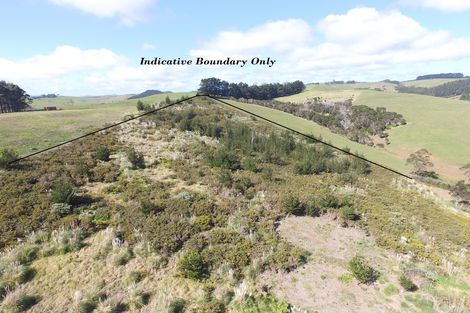 Photo of property in 24 Pekama Drive, Cable Bay, 0420