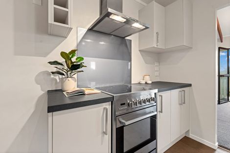 Photo of property in 1/40 Lilburn Crescent, Massey, Auckland, 0614