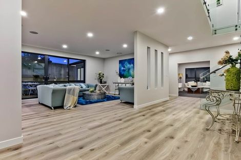 Photo of property in 56 Huntington Park Drive, Greenhithe, Auckland, 0632