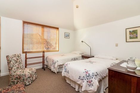 Photo of property in 49 Weka Street, Fendalton, Christchurch, 8041