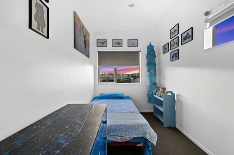 Photo of property in 8/45a Swanson Road, Henderson, Auckland, 0610