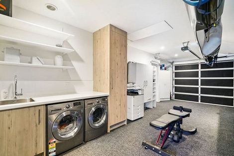 Photo of property in 24 Motuora Road, Manly, Whangaparaoa, 0930