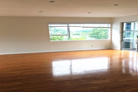 Photo of property in 1/18 Kitewao Street, Northcote, Auckland, 0627