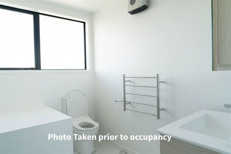 Photo of property in 9/21 Karamu Street, Te Atatu Peninsula, Auckland, 0610