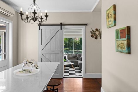 Photo of property in 305 Southland Road, Hastings, 4122