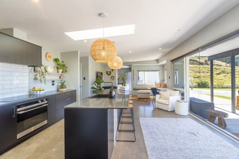 Photo of property in 224 Seafield Road, Eskdale, Napier, 4182