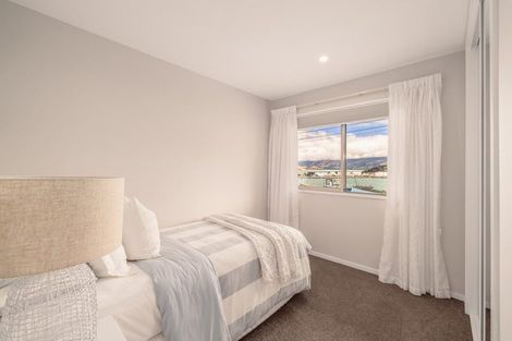 Photo of property in 10 Saint Davids Street, Lyttelton, 8082