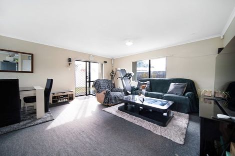 Photo of property in 36b Kelvin Road, Papakura, 2110