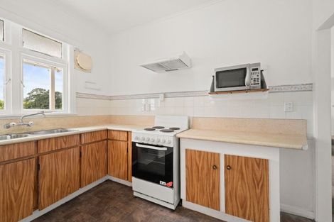 Photo of property in 38 Farrand Road, Kumeu, 0891