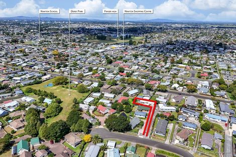 Photo of property in 21 Caulfield Place, Nawton, Hamilton, 3200