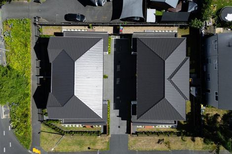 Photo of property in 3/64 Banbury Crescent, Fairfield, Hamilton, 3214