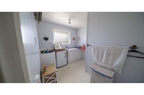 Photo of property in 64 Hensley Street, Gladstone, Invercargill, 9810