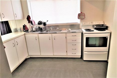 Photo of property in 8 Malibu Grove, Bayview, Auckland, 0629