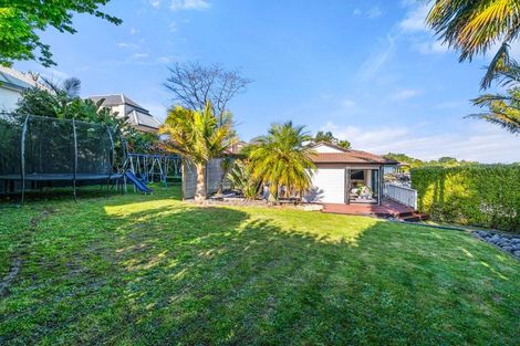 Photo of property in 8 Tilia Place, Totara Heights, Auckland, 2105