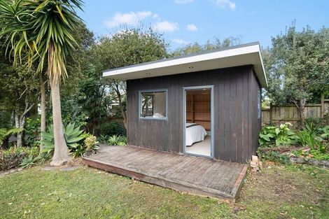 Photo of property in 8 Brixton Road, Manly, Whangaparaoa, 0930