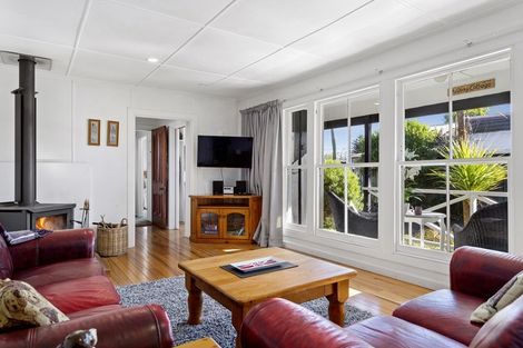 Photo of property in 30 Taupo View Road, Taupo, 3330