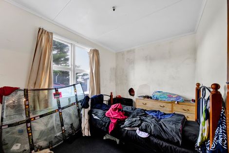 Photo of property in 2 Newbury Place, Waitara, 4320