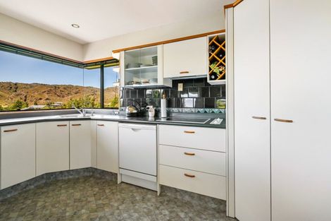 Photo of property in 6 Athenry Road, Bridge Hill, Alexandra, 9320