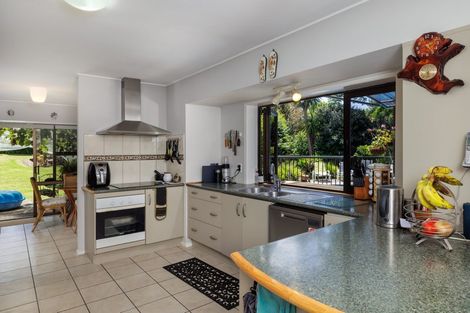 Photo of property in 90 Kemp Road, Kerikeri, 0230