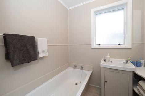 Photo of property in 72 Harland Street, Tinwald, Ashburton, 7700