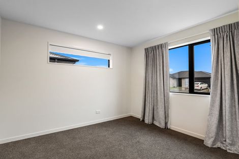 Photo of property in 6 Harry Manship Crescent, Halswell, Christchurch, 8025