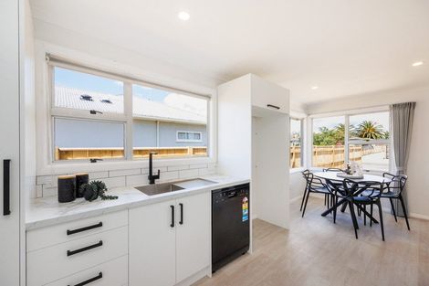 Photo of property in 5 Belvedere Crescent, Takaro, Palmerston North, 4412