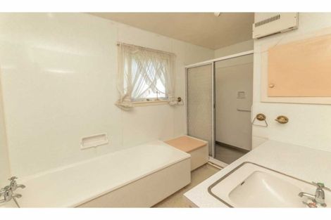 Photo of property in 49 Maidstone Road, Ilam, Christchurch, 8041