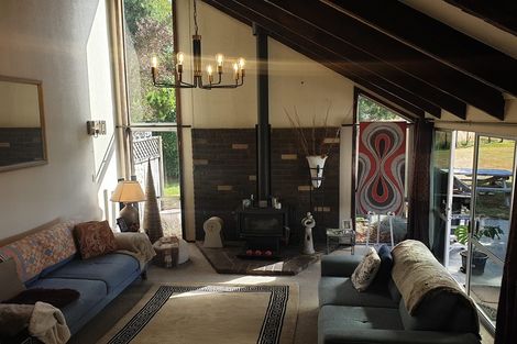 Photo of property in 72 Mountain Road, Western Heights, Rotorua, 3015