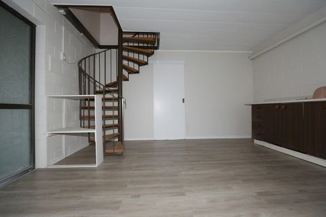 Photo of property in 1/320 Pakuranga Road, Pakuranga Heights, Auckland, 2010