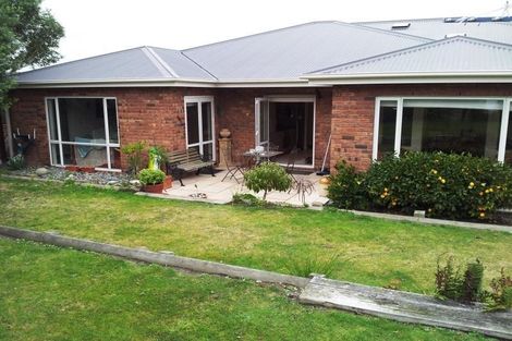 Photo of property in 5 Matthew Place, Kawaha Point, Rotorua, 3010