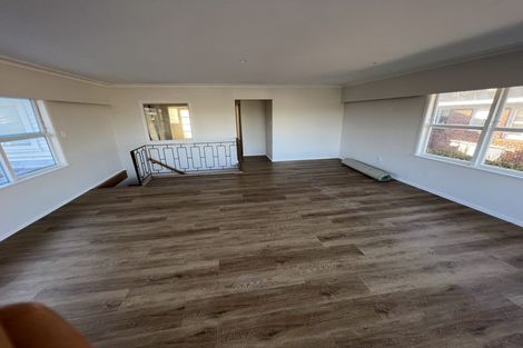 Photo of property in 6 Brighton Terrace, Murrays Bay, Auckland, 0630