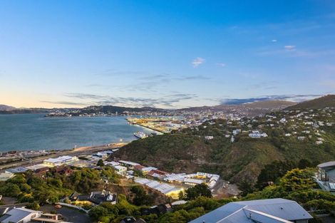 Photo of property in 8 Elgin Way, Khandallah, Wellington, 6035