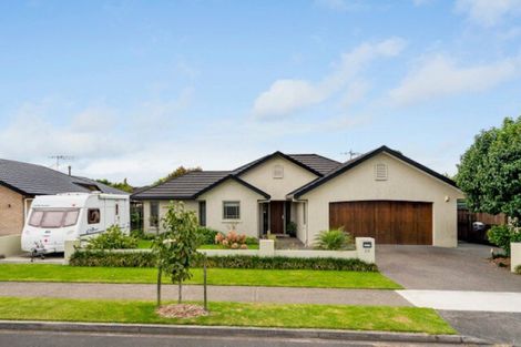 Photo of property in 23 Inverness Drive, Pyes Pa, Tauranga, 3112