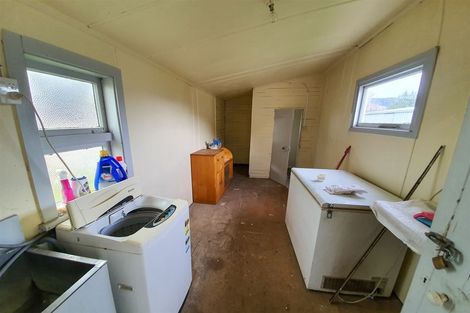 Photo of property in 17 George Street, Waimate, 7924