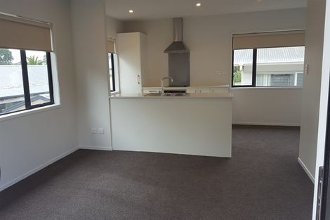 Photo of property in 72 Parrs Cross Road, Henderson, Auckland, 0612