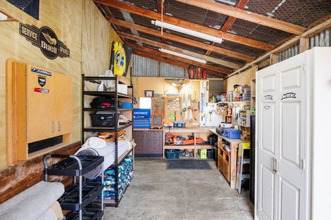 Photo of property in 1193 Taonui Road, Colyton, Feilding, 4775