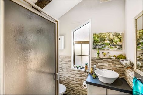 Photo of property in 4312 Christchurch Akaroa Road, Little River, 7591