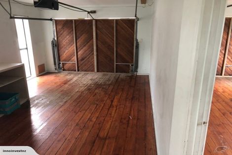 Photo of property in 64 Arran Road, Browns Bay, Auckland, 0630