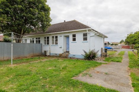 Photo of property in 8 Gertrude Street, Dannevirke, 4930