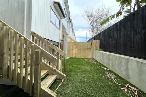 Photo of property in 7/7 Glen Road, Ranui, Auckland, 0612