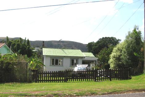 Photo of property in 6 Albert Crescent, Ostend, Waiheke Island, 1081