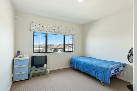 Photo of property in 16 Amaretto Avenue, Flat Bush, Auckland, 2019