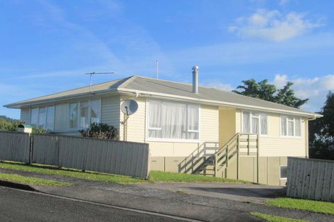 Photo of property in 11 Pei Te Hurinui Drive, Taumarunui, 3920