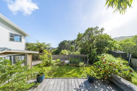 Photo of property in 86 Muri Road, Pukerua Bay, 5026