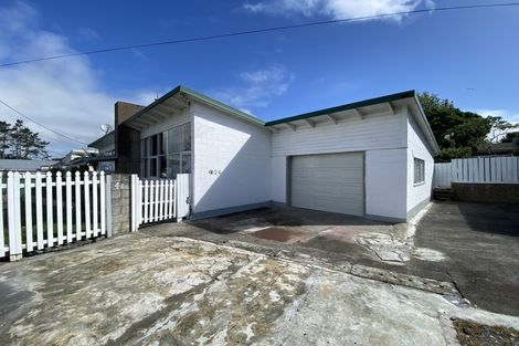 Photo of property in 1/40c West Coast Road, Glen Eden, Auckland, 0602