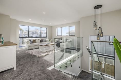 Photo of property in 7 Bendridge Street, Flat Bush, Auckland, 2019