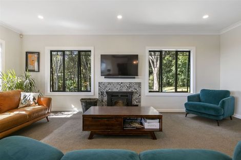 Photo of property in 251 Kaipara Road, Papakura, 2582