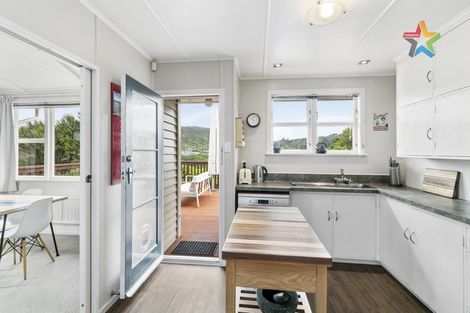 Photo of property in 17 Kingsley Street, Stokes Valley, Lower Hutt, 5019