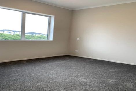 Photo of property in 26 Ballyalton Crescent, Flat Bush, 2019