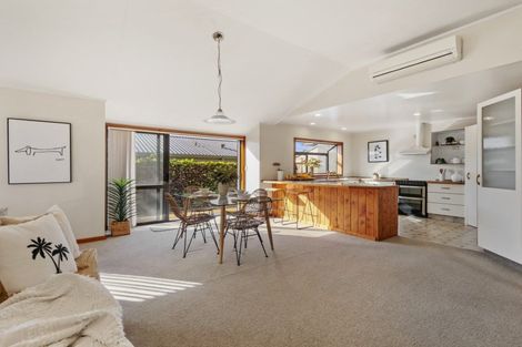 Photo of property in 38 Maesbury Close, Papamoa Beach, Papamoa, 3118